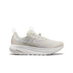 Women's Roam Trail Running Shoe | Star White/Vapor